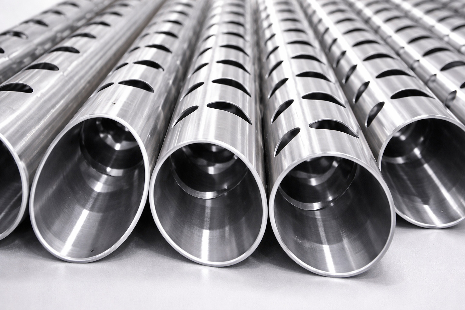 Лазерная резка труб в Самаре: особенности круглого и профильного проката